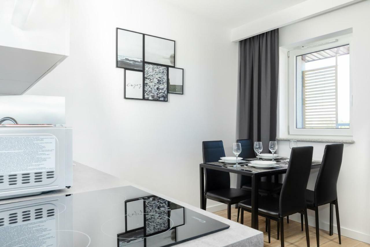 Apartamenty Sloneczne Tarasy By Noclegi Renters ジブヌベク エクステリア 写真